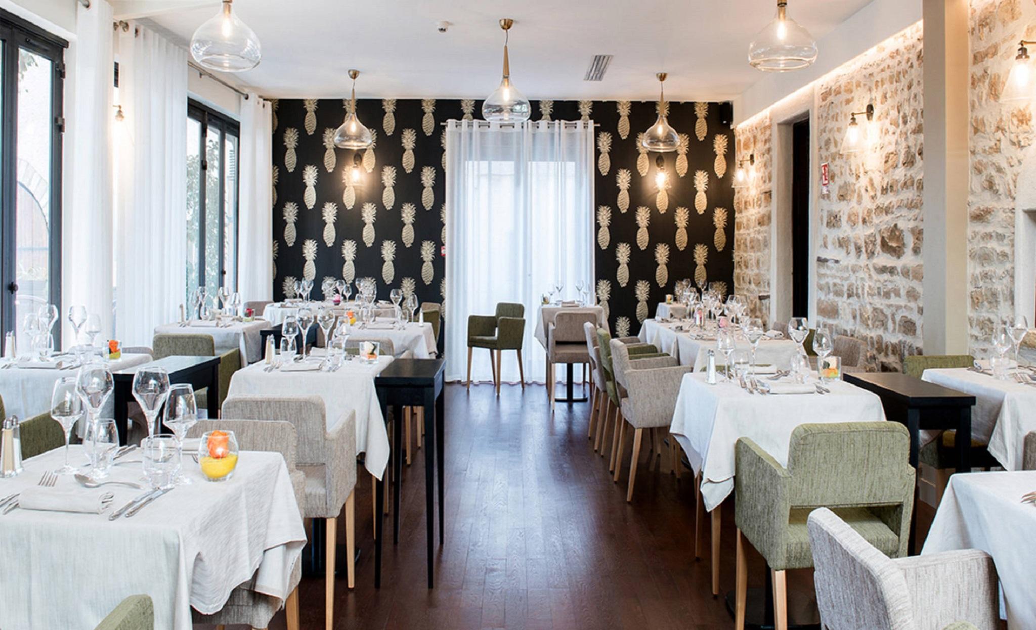 Logis Hotel Tante Yvonne & Son Restaurant Semi-Gastronomique - Lyon Nord Quincieux Ngoại thất bức ảnh