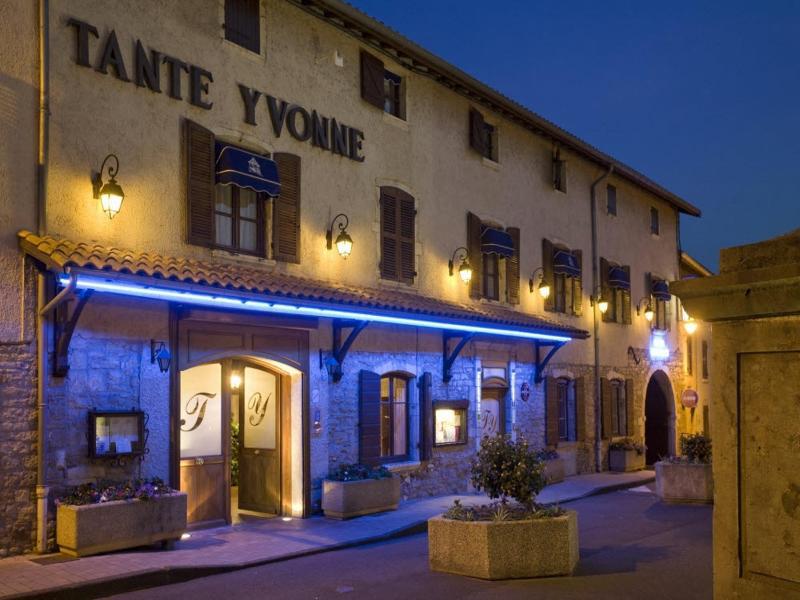 Logis Hotel Tante Yvonne & Son Restaurant Semi-Gastronomique - Lyon Nord Quincieux Ngoại thất bức ảnh
