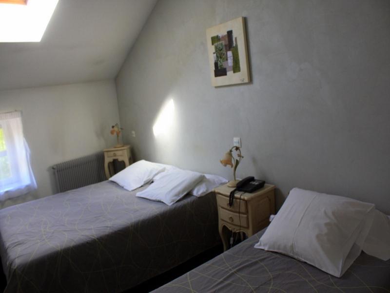 Logis Hotel Tante Yvonne & Son Restaurant Semi-Gastronomique - Lyon Nord Quincieux Ngoại thất bức ảnh