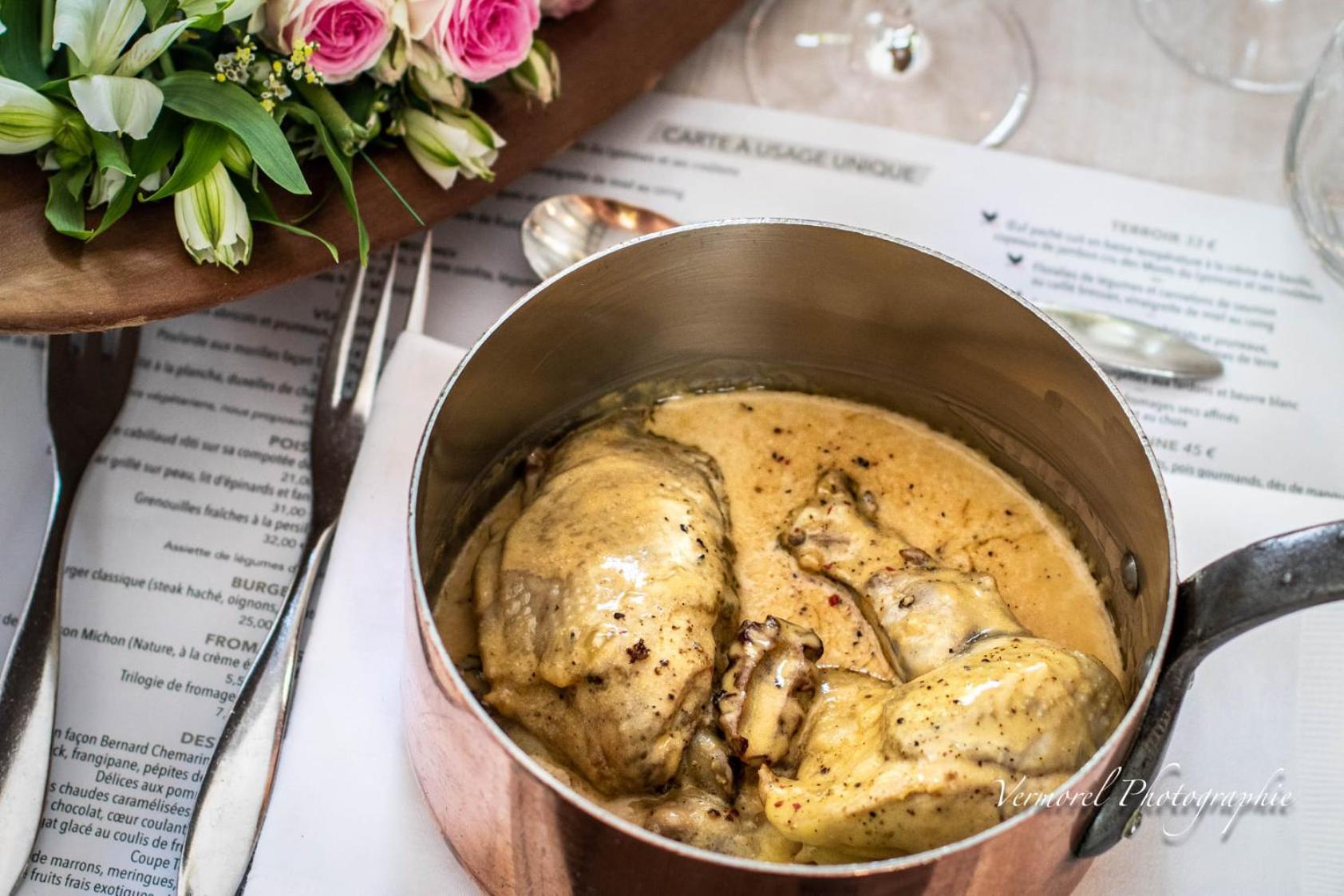 Logis Hotel Tante Yvonne & Son Restaurant Semi-Gastronomique - Lyon Nord Quincieux Ngoại thất bức ảnh